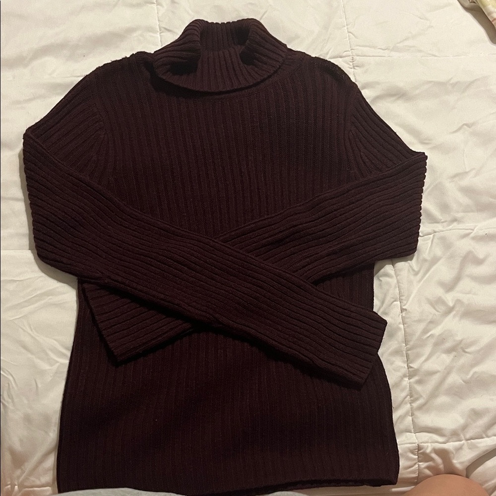 Women's Ribbed Turtleneck Sweater - Deep Purple